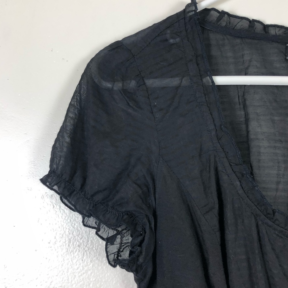 Guess Slightly Sheer Short Sleeve Top - Picture 3 of 6